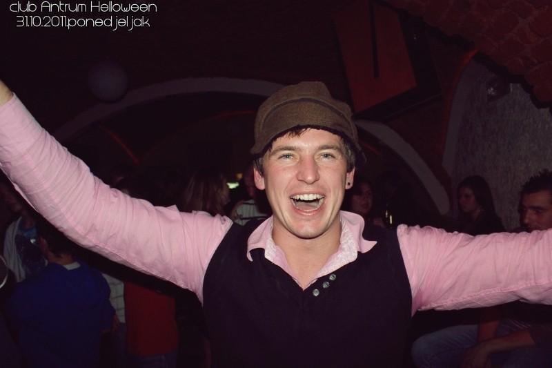 slika0100 Antrum (Pet, sub i pon, 28., 29. i 31.)