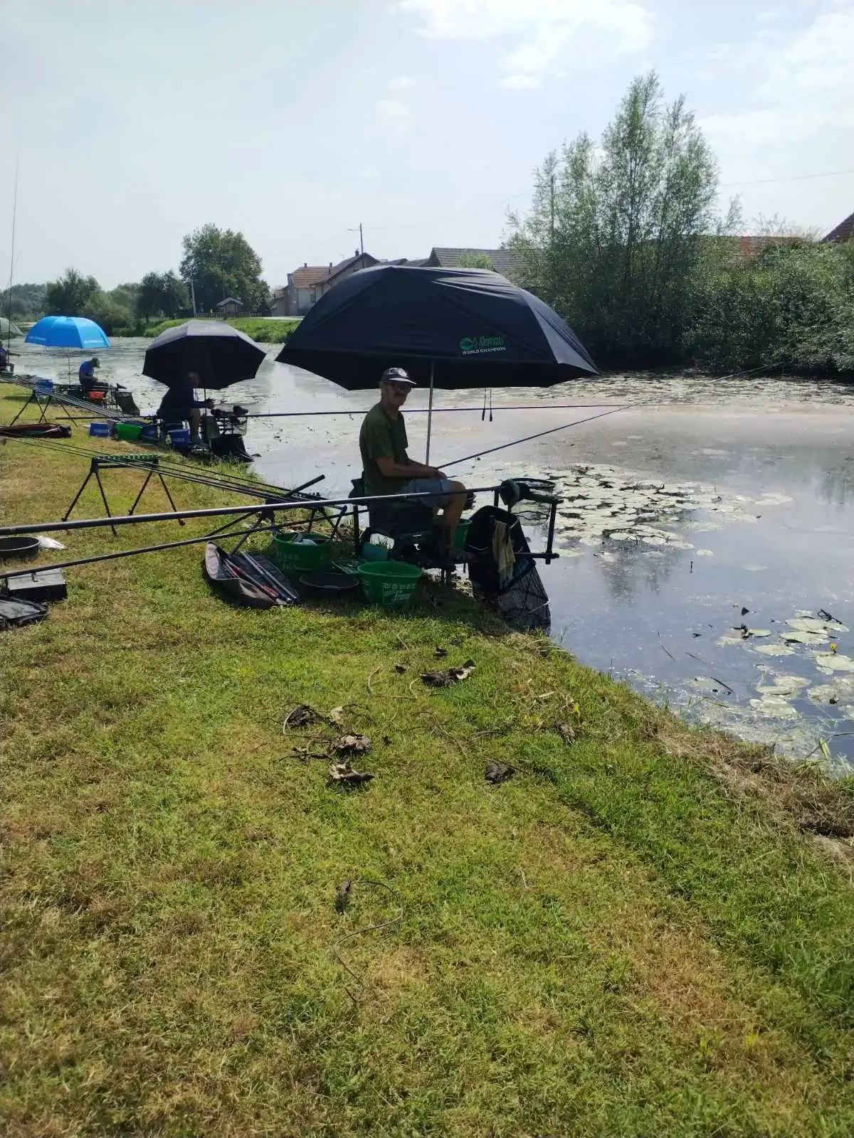 4. kolo Mastera i Veterana u ribolovu udicom na plovak (8) 4. kolo Mastera i Veterana u ribolovu udicom na plovak (8)