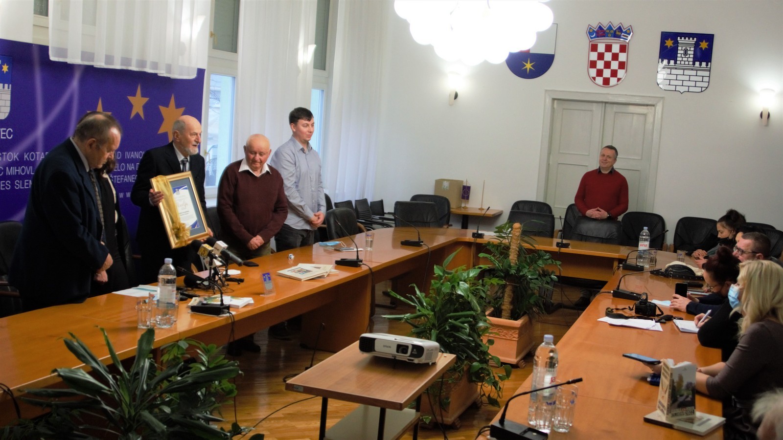 FOTO Matici hrvatskoj – Ogranak Čakovec gradonačelnica uručila Povelju Grada Čakovca