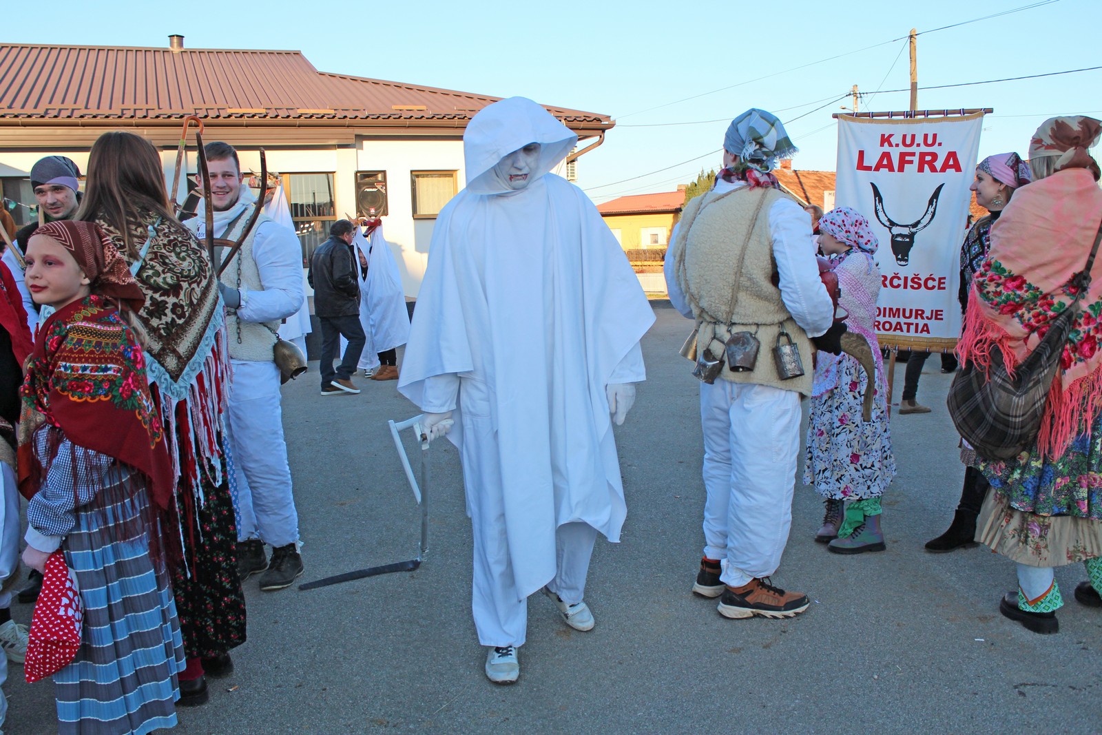 SEZONA MAŠKARA Veselo je bilo na Fašniku u Zasadbreg
