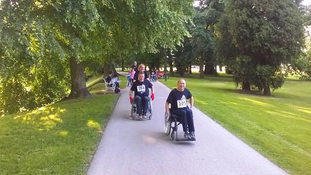 imageee6deb584076059a57b373b97a