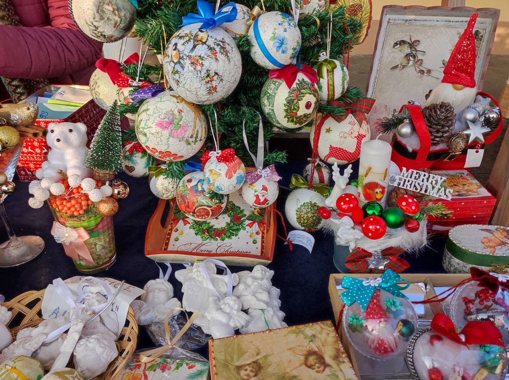 Prvi Božićni sajam u Pribislavcu naišao na odličan odaziv