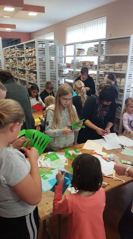 Kreativna radionica Društva Naša djeca Kotoriba – izradili čestitke za Majčin dan