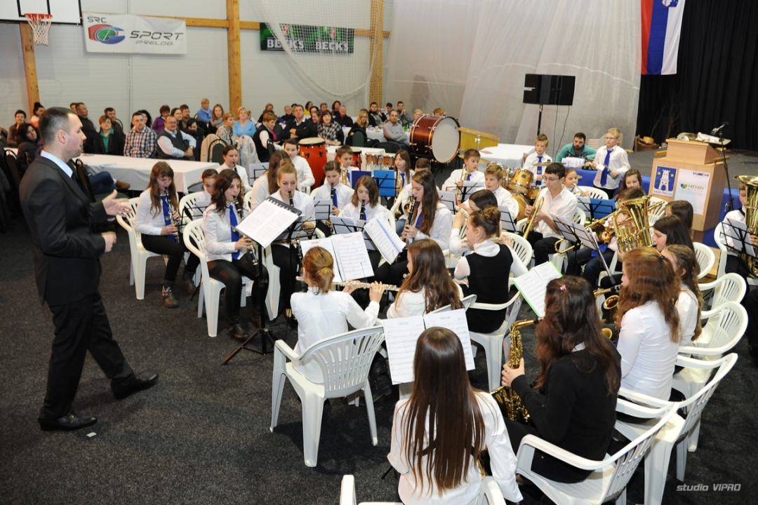 277711360dsc021875953