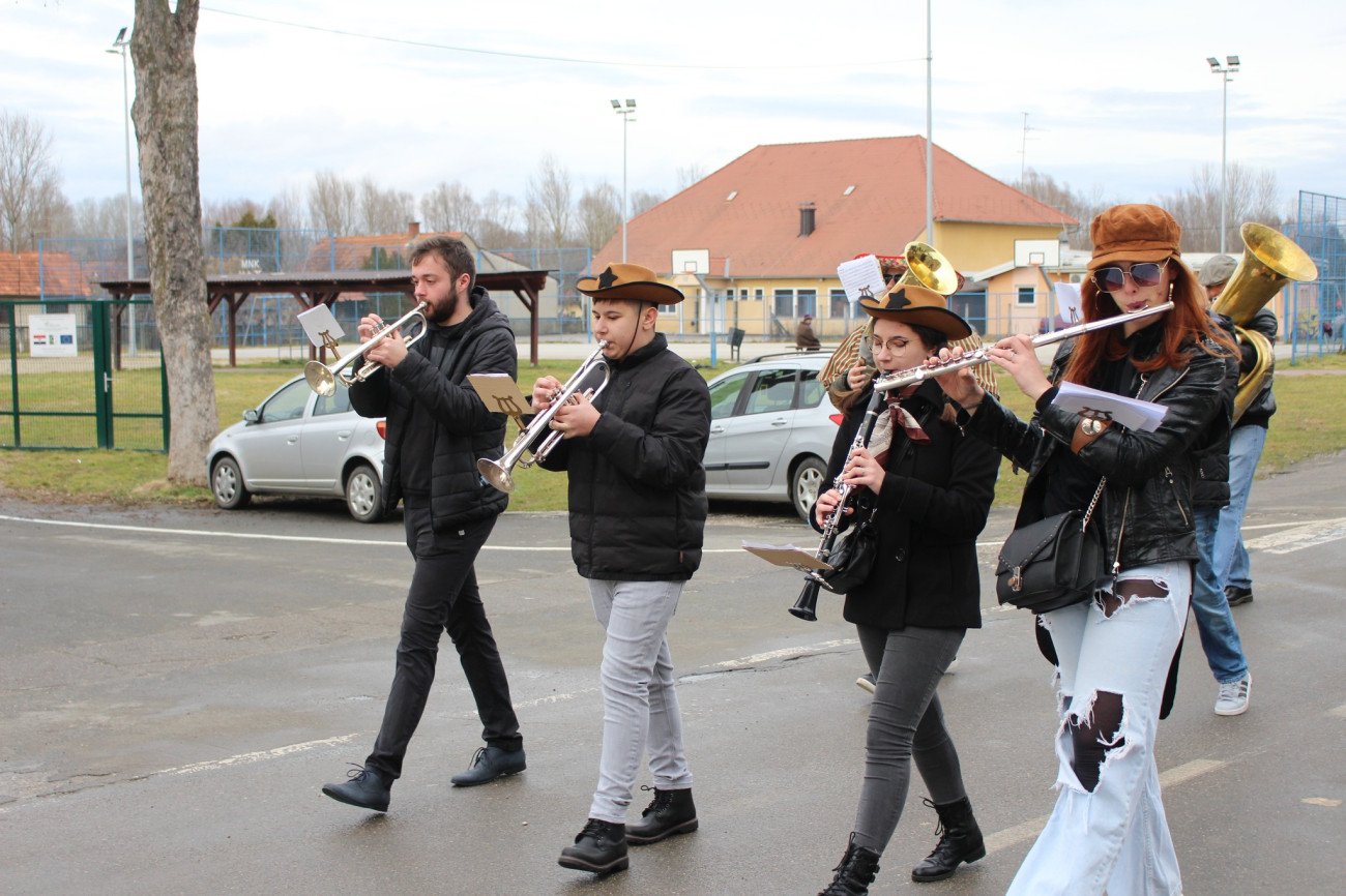 417399624_950549336560878_4148631405929033037_n