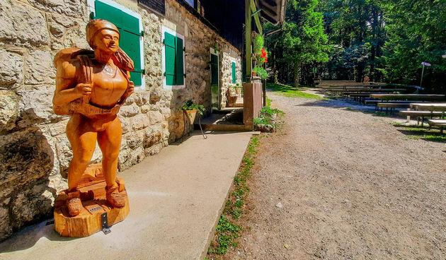 skulptura ‘Planinarka’