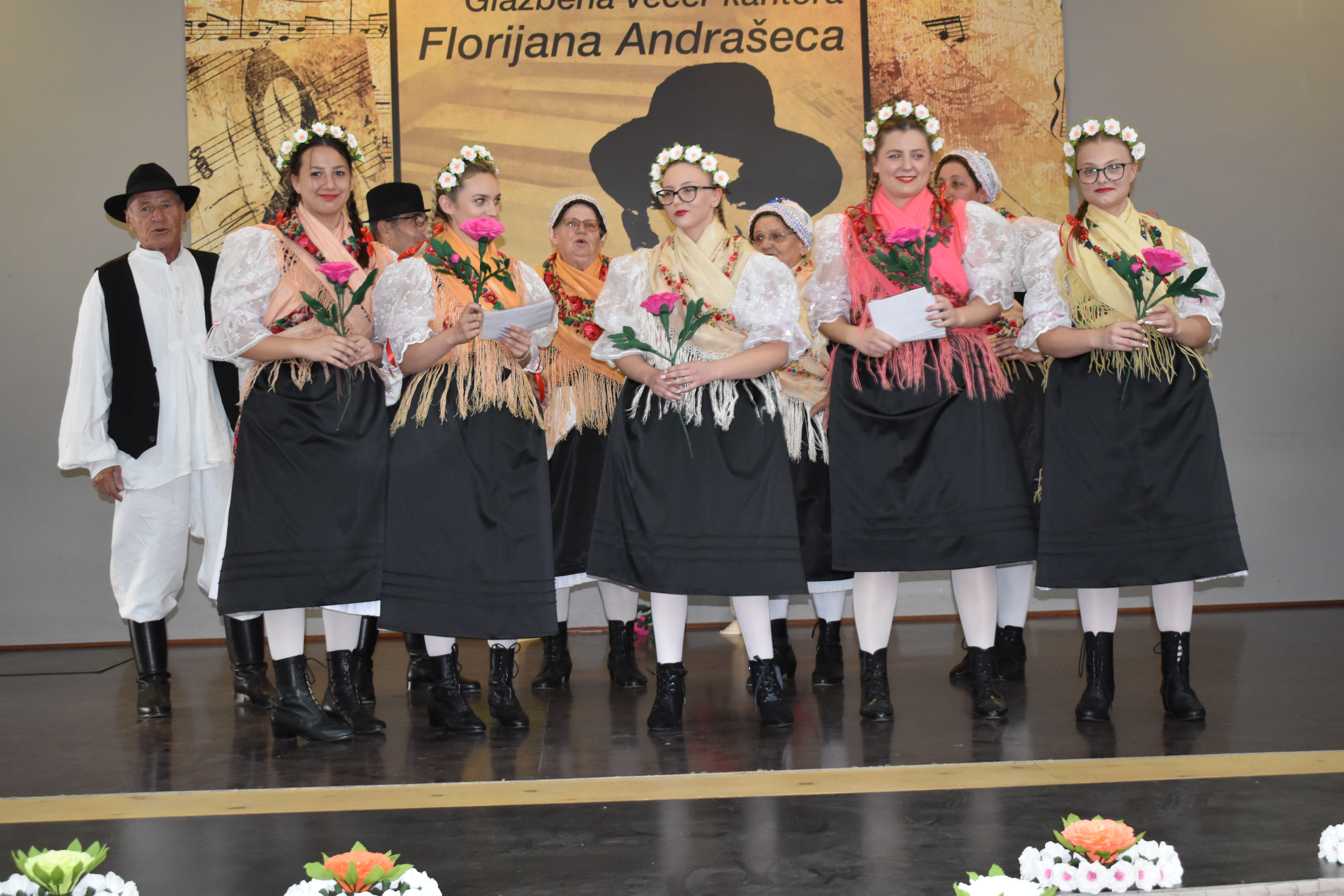 Festival ‘kinča’ u Dekanovcu