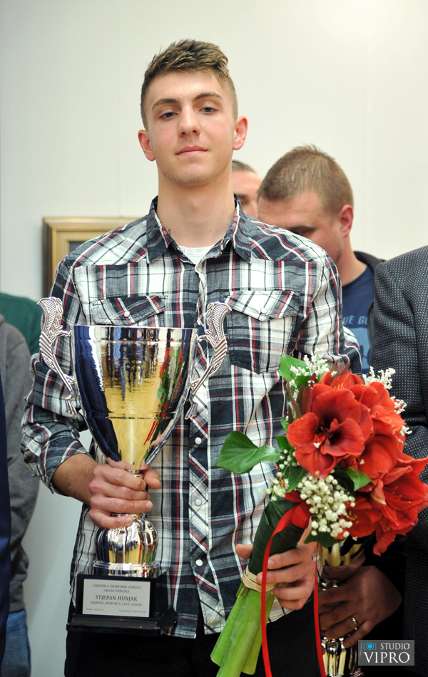 Stjepan Hunjak i Rukometni klub Prelog najbolji sportašI Preloga