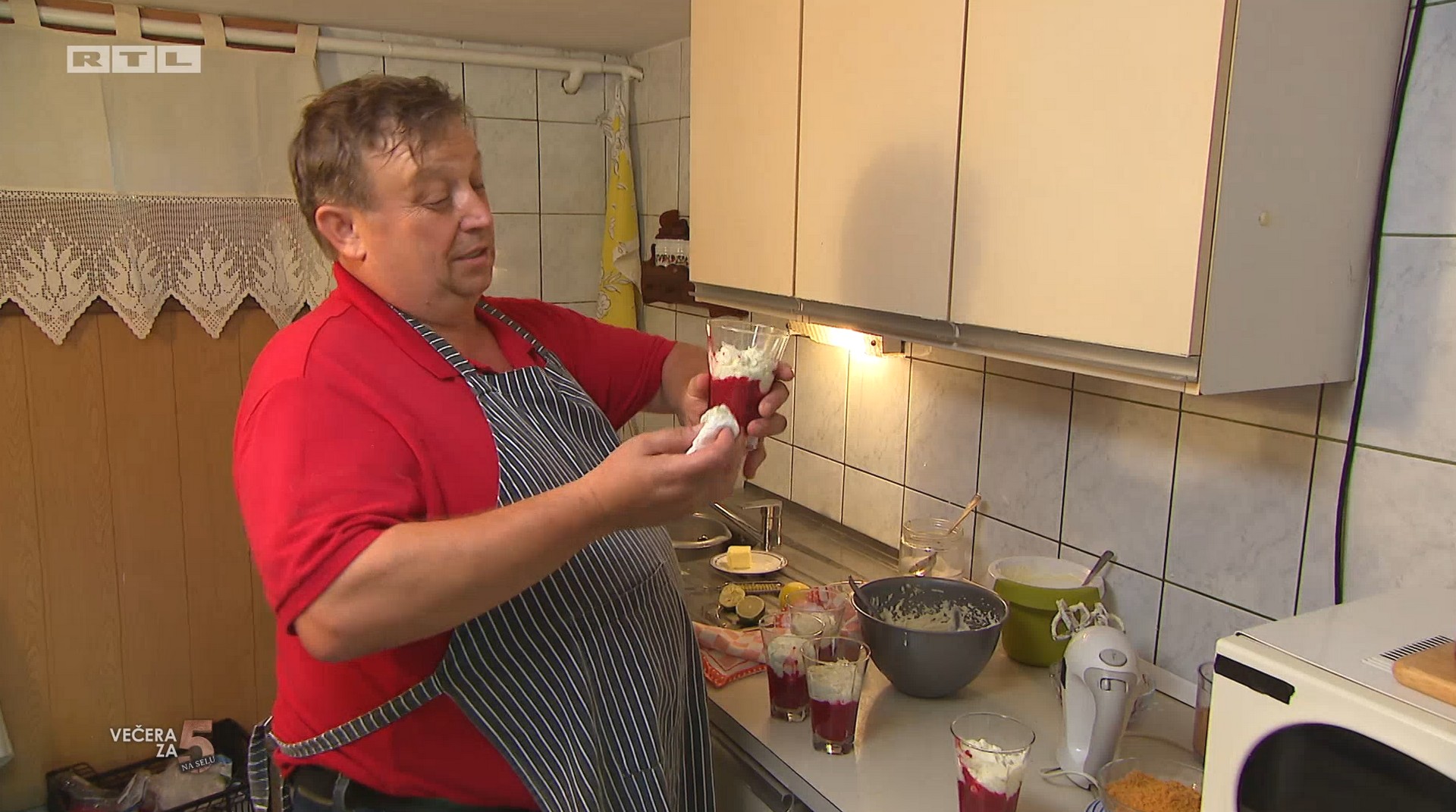 POBIJEDILA MEĐIMURKA Katarina iz Selnice je ovotjedna pobjednica ‘Večere za 5 na selu’! POBIJEDILA MEĐIMURKA Katarina iz Selnice je ovotjedna pobjednica ‘Večere za 5 na selu’!