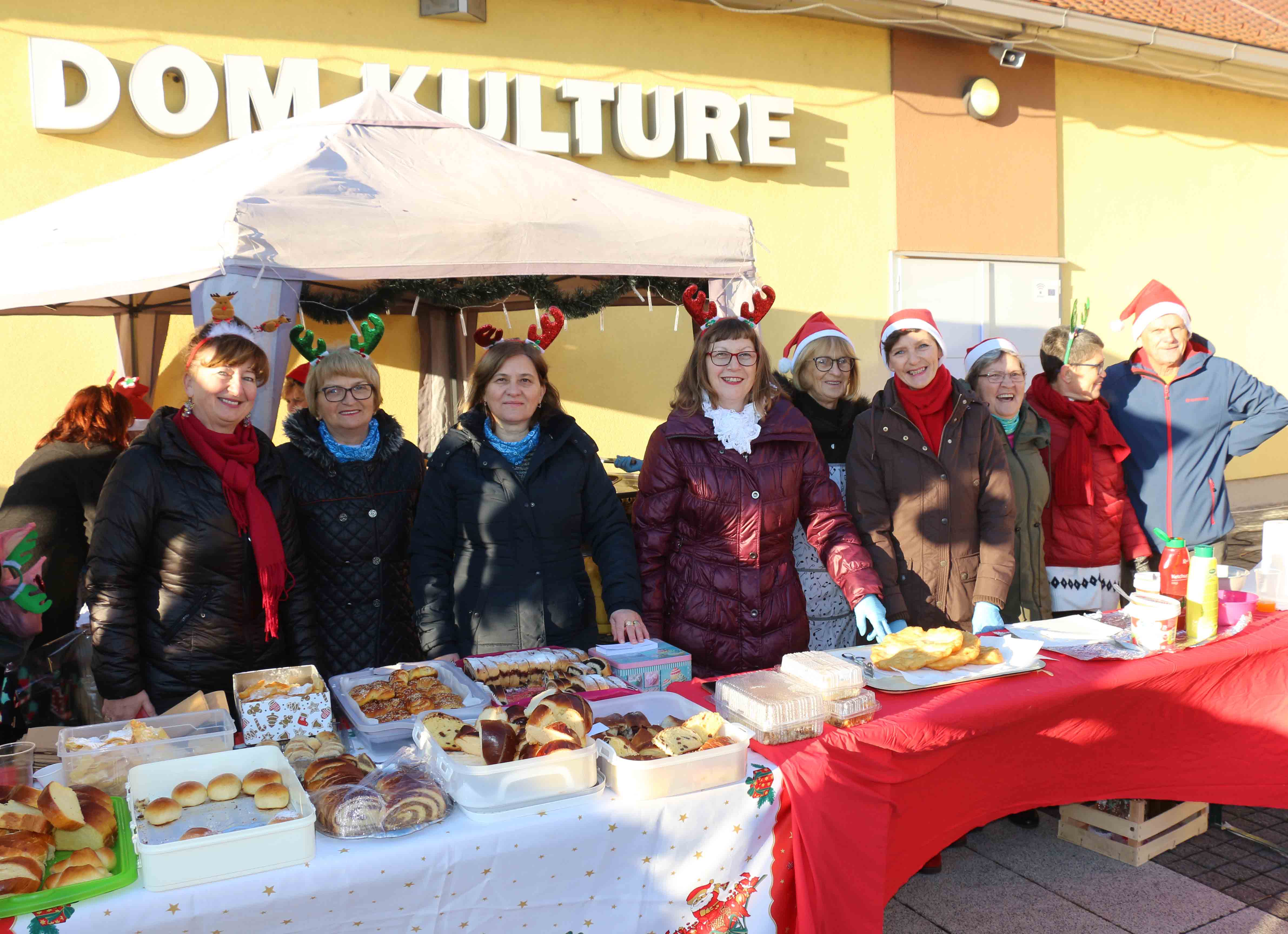 BLAGDANSKI DUH Održan tradicionalni Božićni sajam Općine Mala Subotica