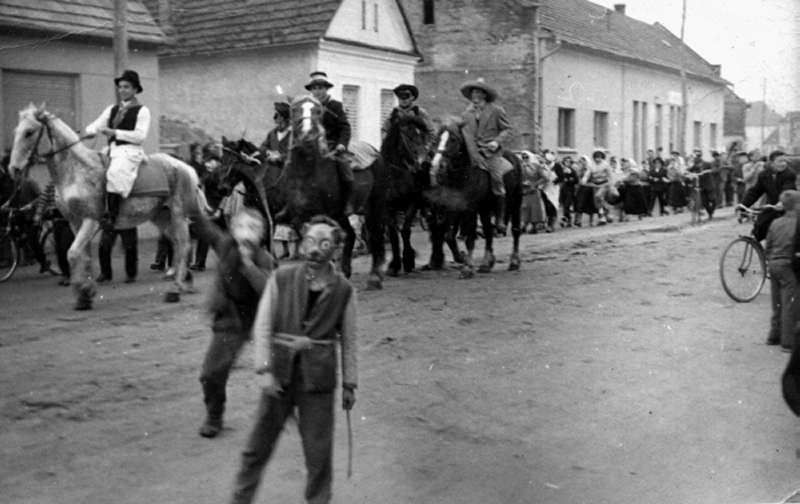 kotoripskifasenk135864381