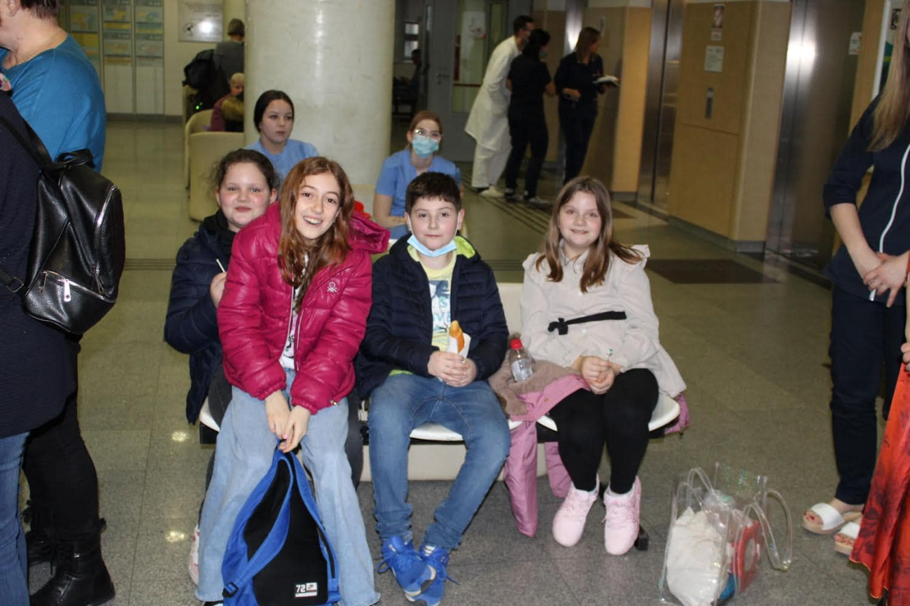 427964408_884707540117162_1656302956689162361_n 427964408_884707540117162_1656302956689162361_n