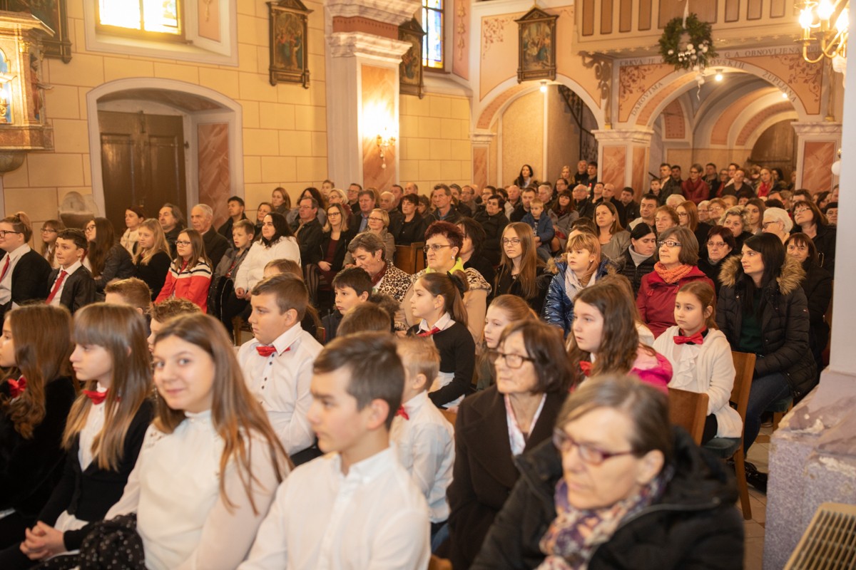 FOTO Božićni koncert u crkvi sv. Marije Magdalene u Štrigovi