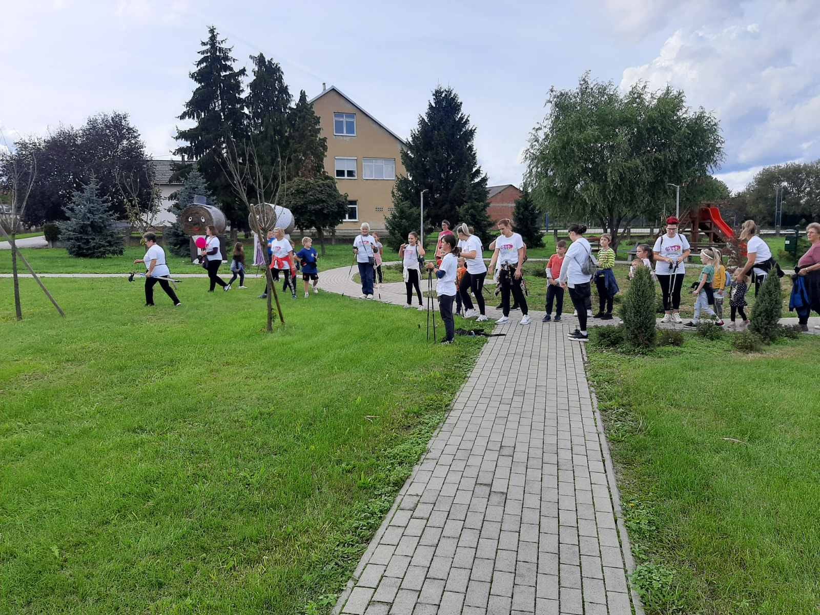 Udruga građana Gardruža obilježila Nacionalni dan hodanja