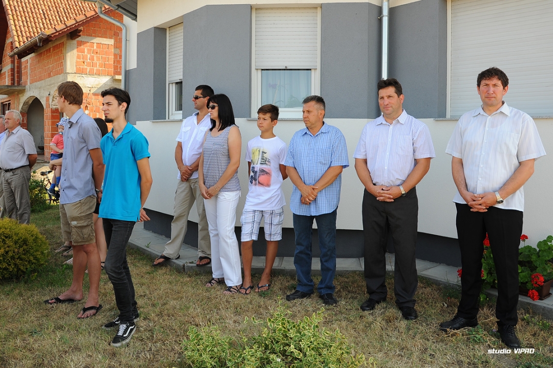 303512660dsc8059605256