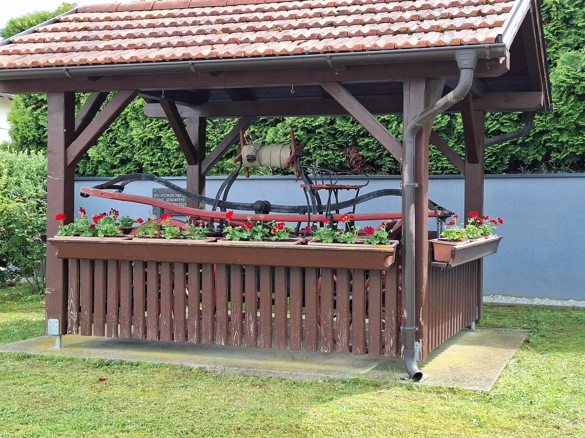 dvd podturen 2024 vatrogasna šprica dvd podturen 2024 vatrogasna šprica