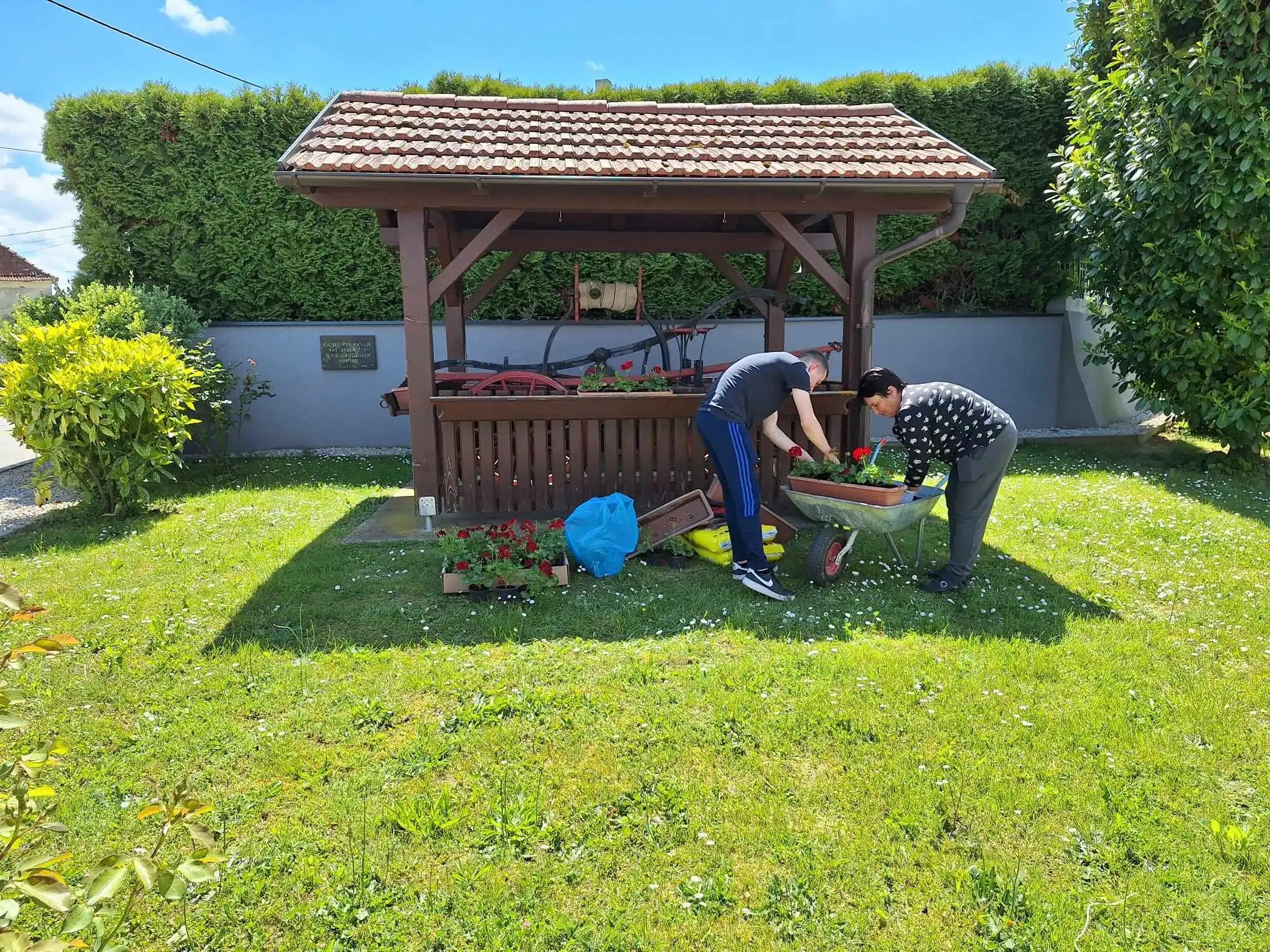 dvd podturen 2024 vatrogasna šprica dvd podturen 2024 vatrogasna šprica