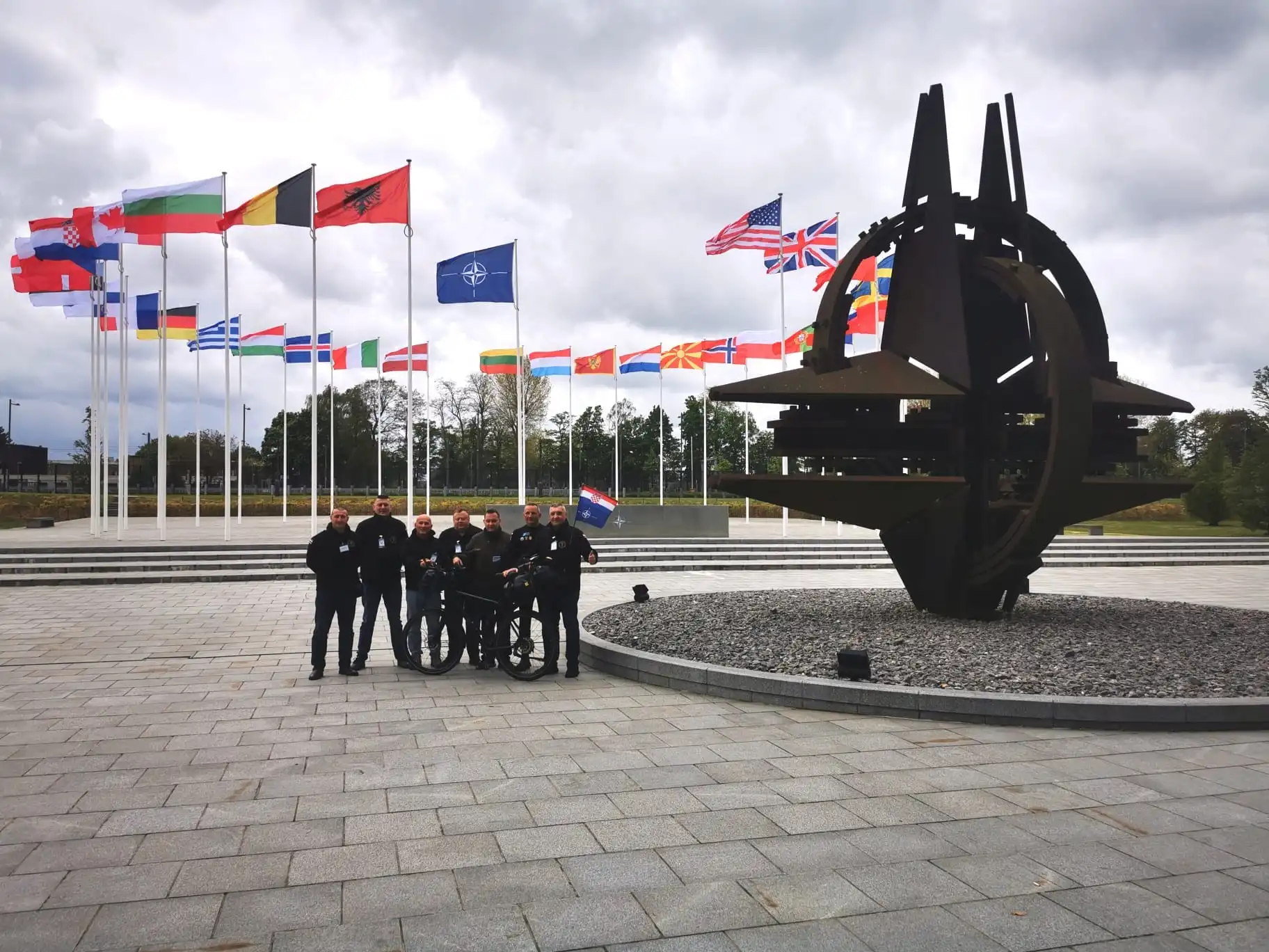 438733654_2889658384520813_2309374572826953554_n 438733654_2889658384520813_2309374572826953554_n