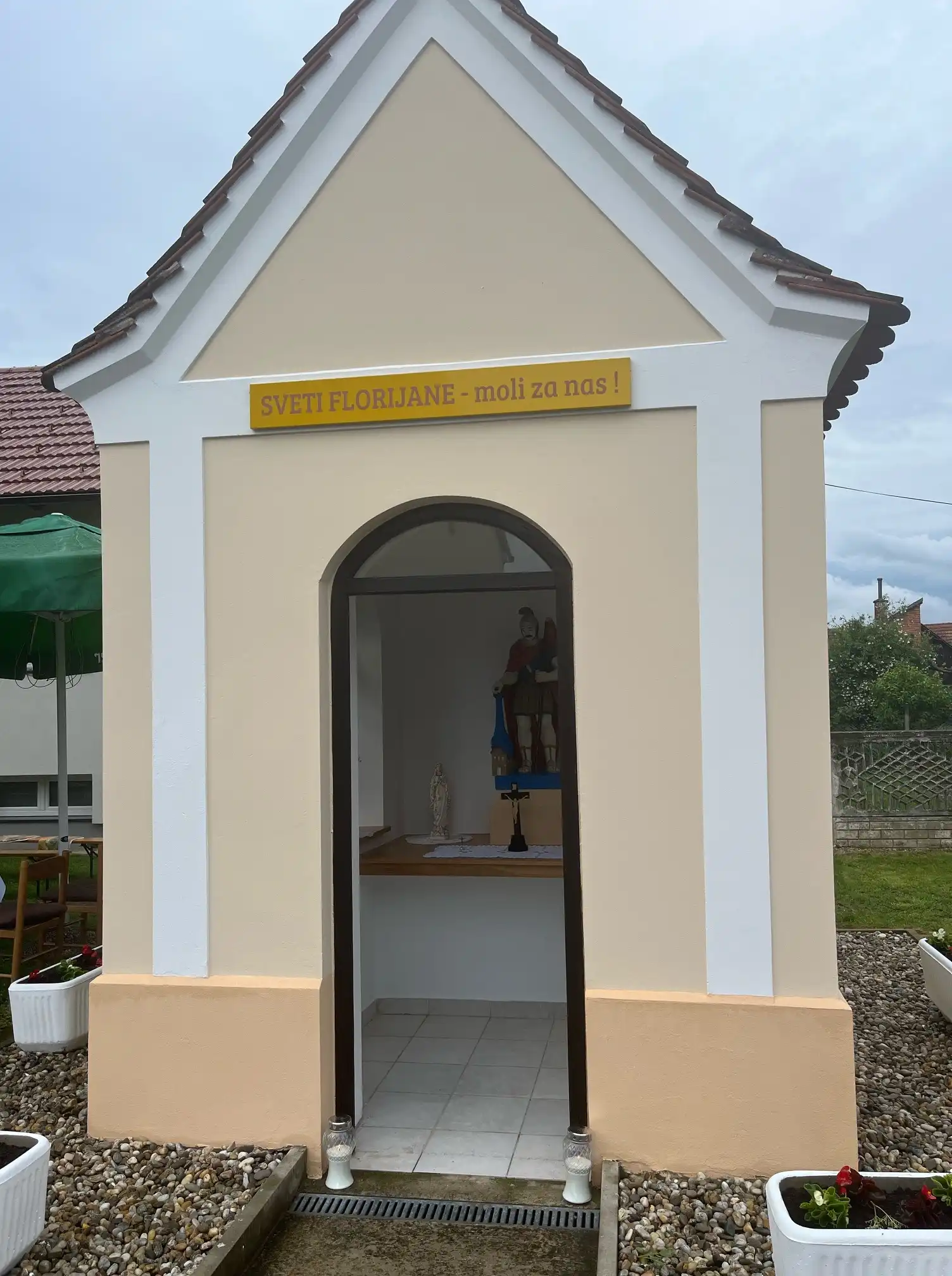 pretetinec kapelica sv florijana pretetinec kapelica sv florijana