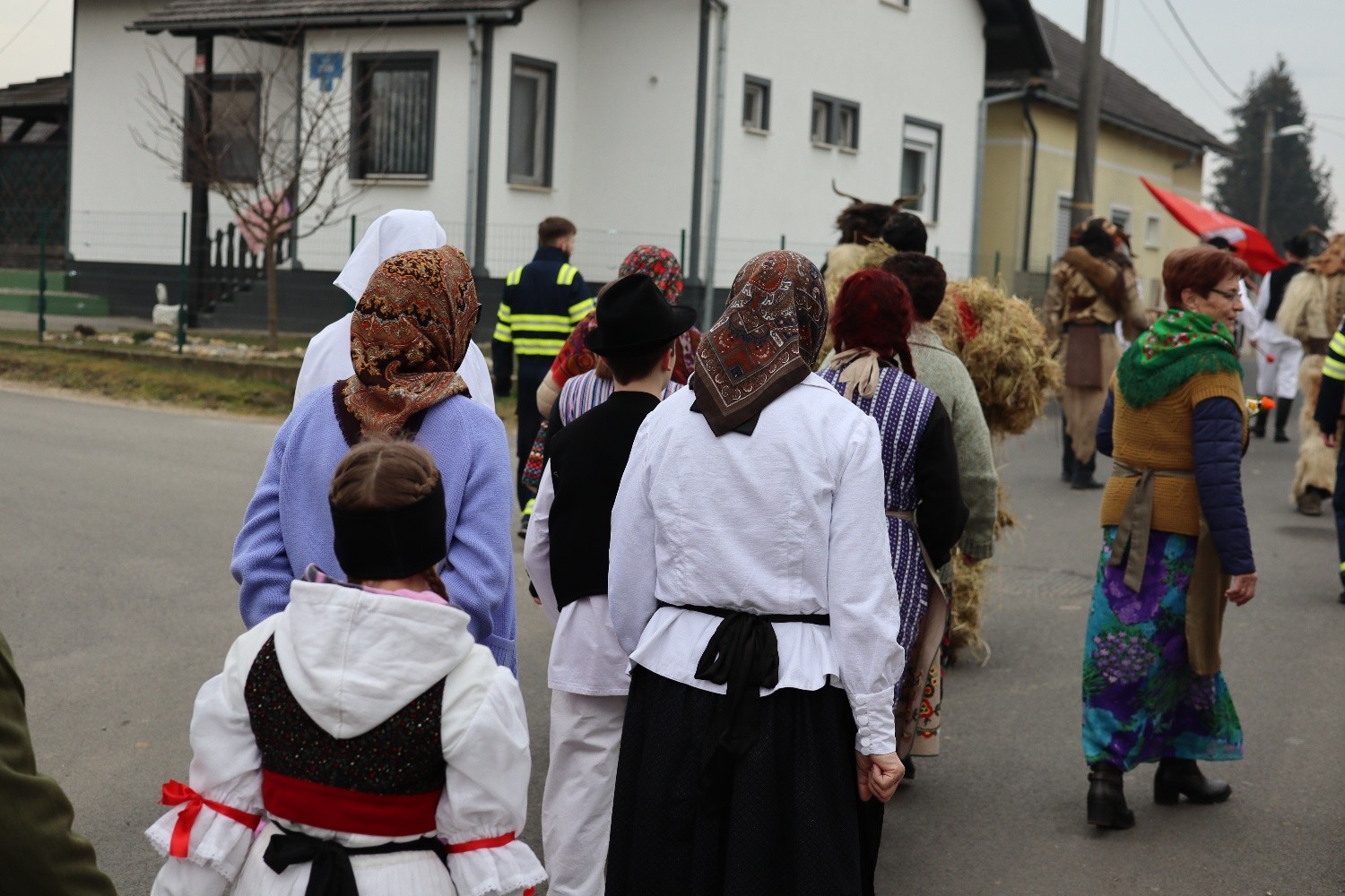 Fašenjska povorka od Marofa preko Žabnika, Vrhovljana do centra Svetog Martina na Muri!