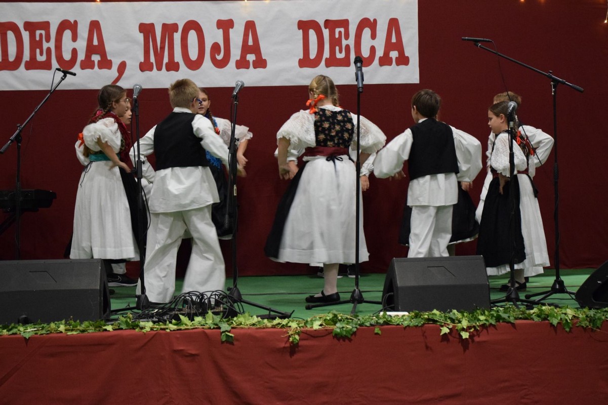 susret malih čuvara međimurske popevke dobravske Tete Lize2023 susret malih čuvara međimurske popevke dobravske Tete Lize2023