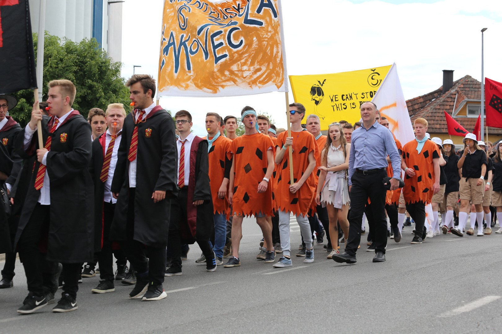 Ulicama Čakovca koračalo više od 1200 međimurskih maturanata