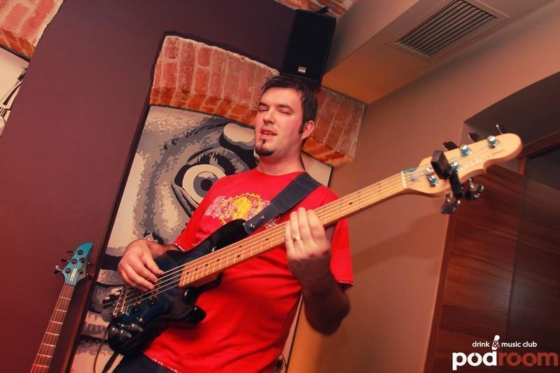 slika0002 Podroom (Petak, 27.4.2012) slika0002 Podroom (Petak, 27.4.2012)