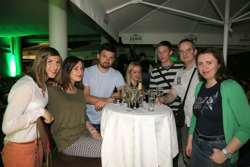 img9526resizeresize902686