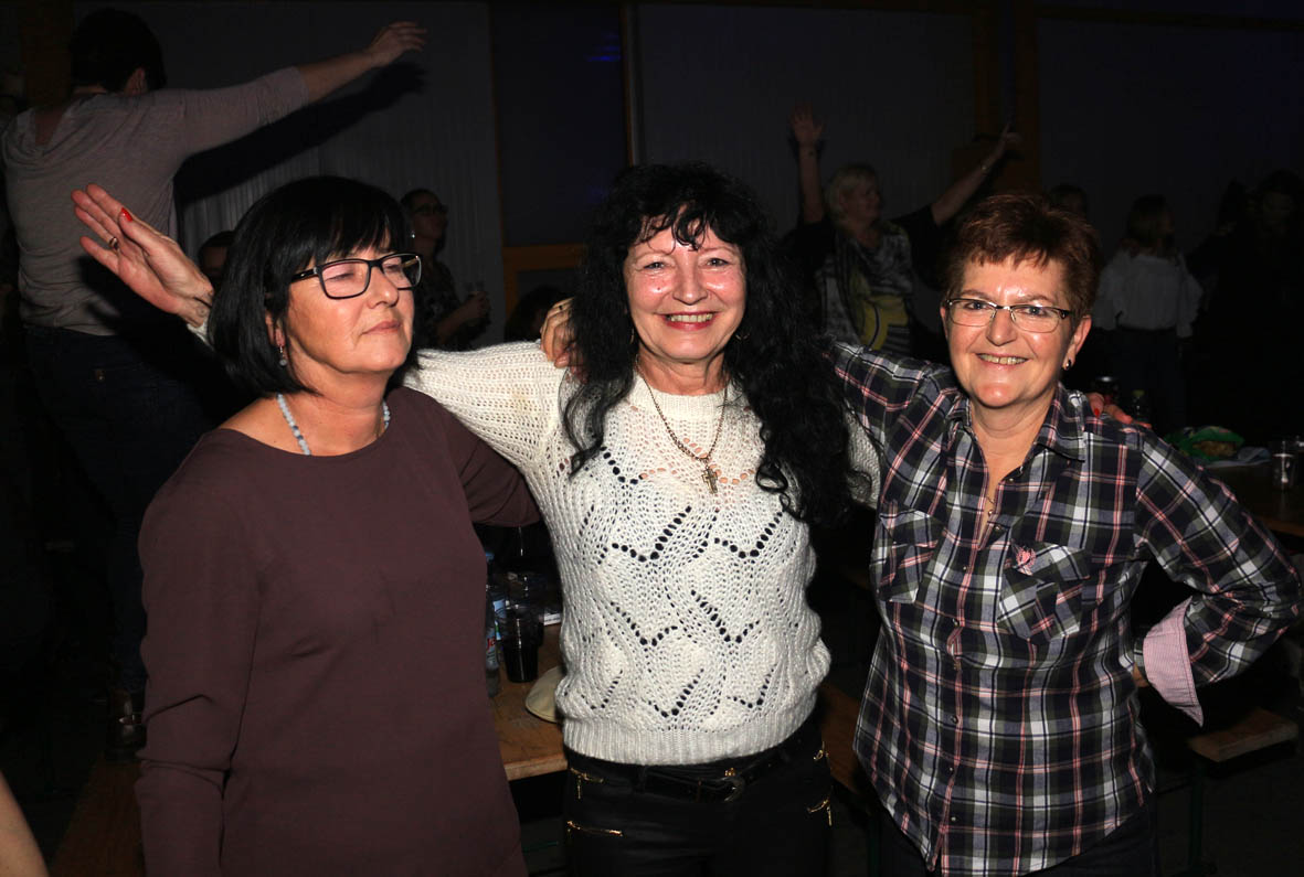 Miroslav Ilić i Kumovi na MESAP-u u Nedelišću