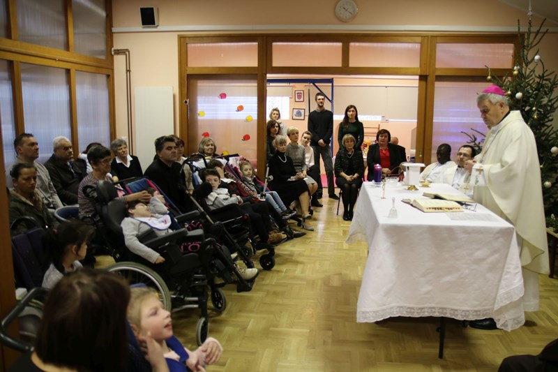 Pastirski pohod biskupa Mrzljaka Dnevnom boravku djece Dr. Antun Bogdan u Čakovcu