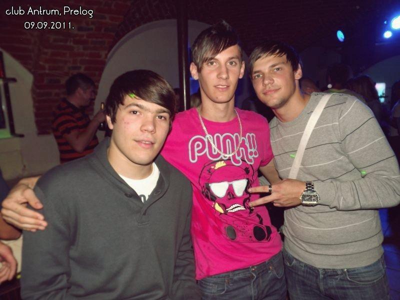 1 (23) Antrum (Petak i subota, 9. i 10.9.2011)