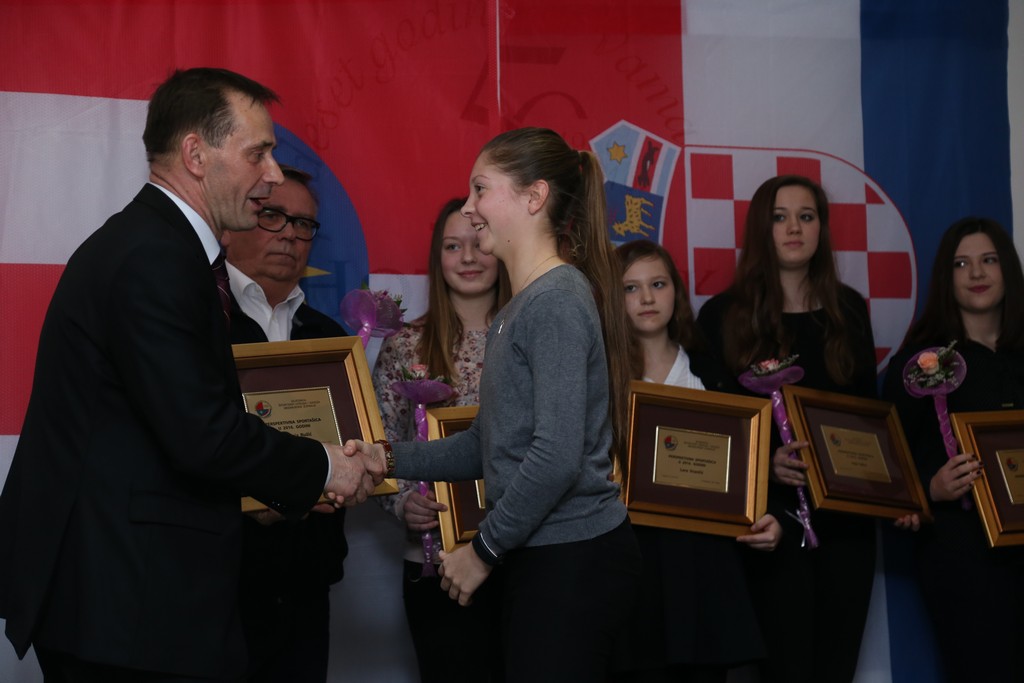 pravazena00041500627