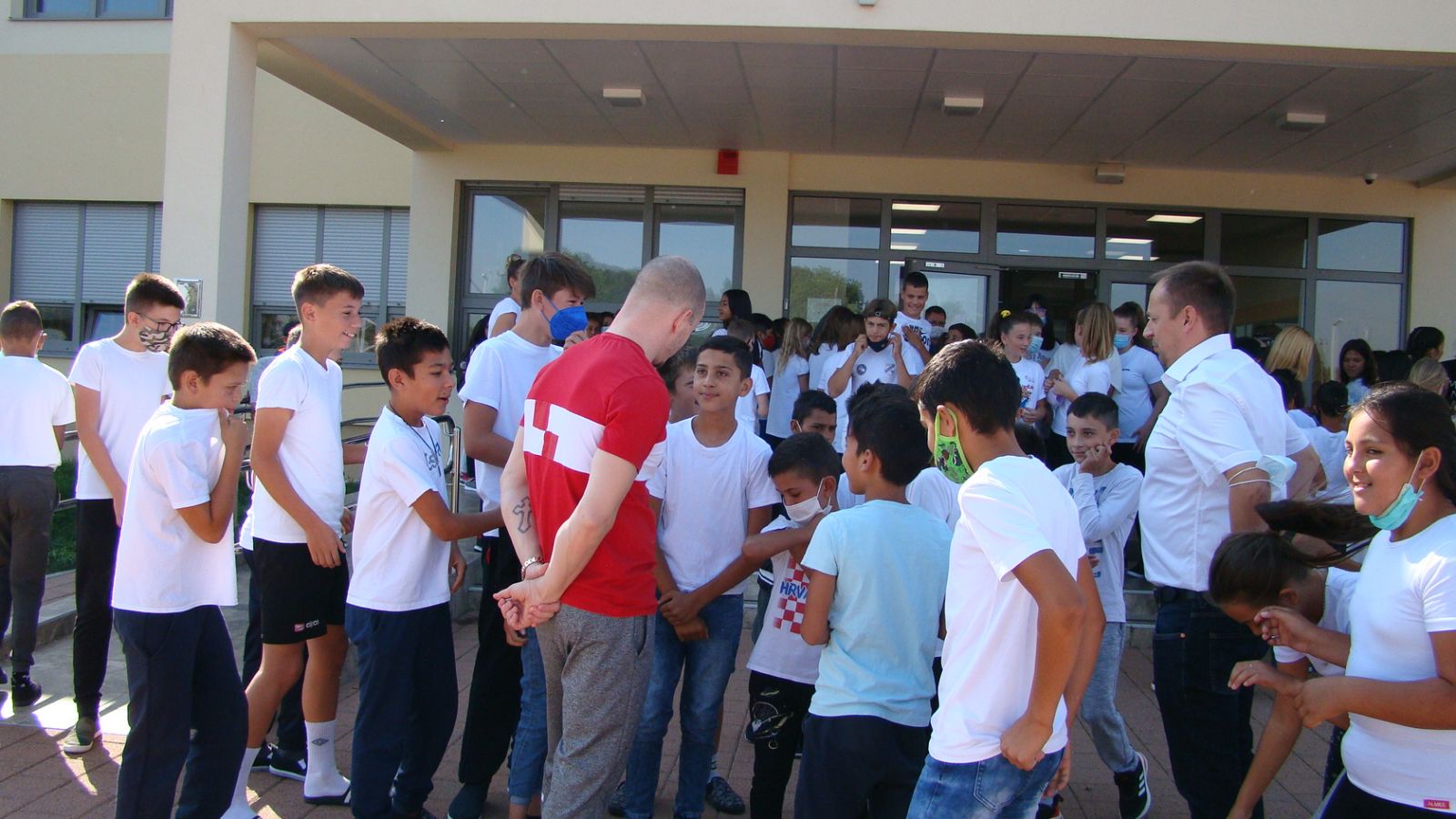 Filip Ude povodom Hrvatskog olimpijskog dana posjetio OŠ Vladimira Nazora Pribislavec