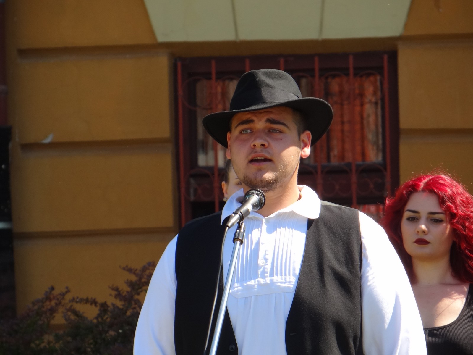 Ispred Učiteljskog fakulteta postavljena glazbena klupa posvećena međimurskoj popevki