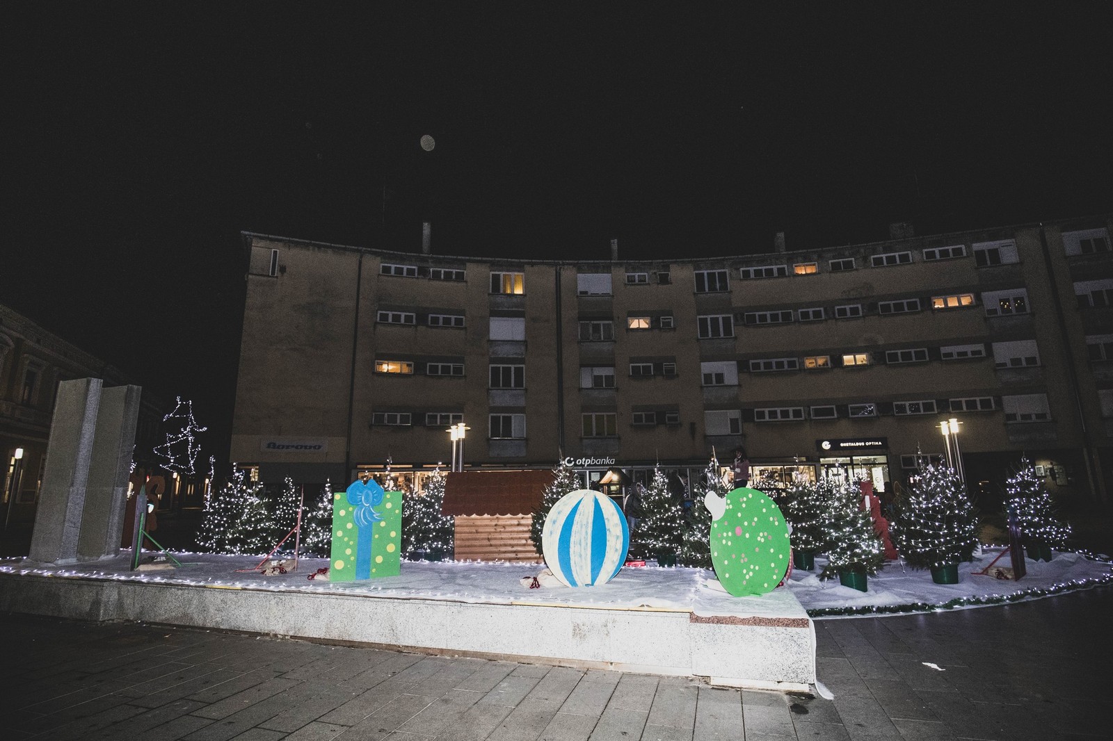 OVO JE PREKRASNO Božićno uređenje u centru Čakovca će vas oduševiti