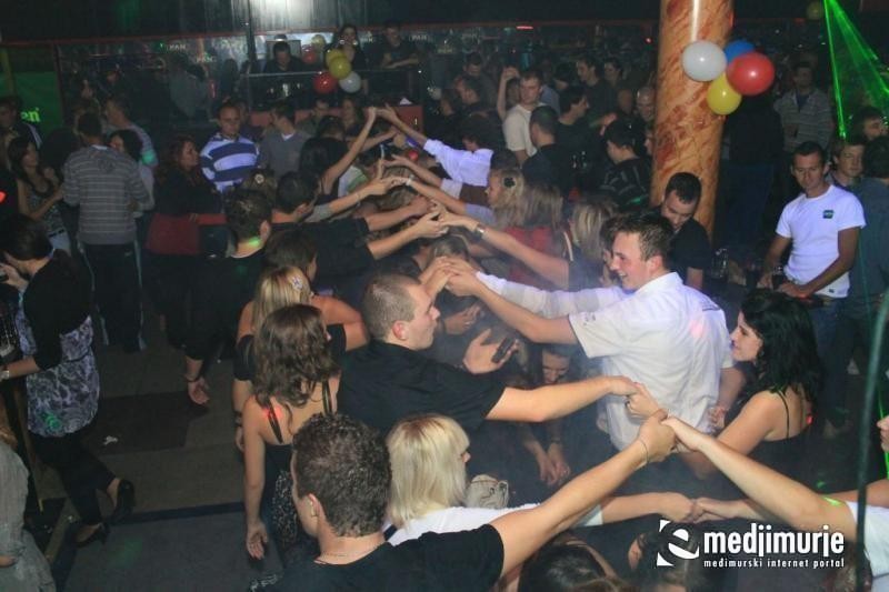 slika0109 Maraton (Subota, 8.10.2011) slika0109 Maraton (Subota, 8.10.2011)