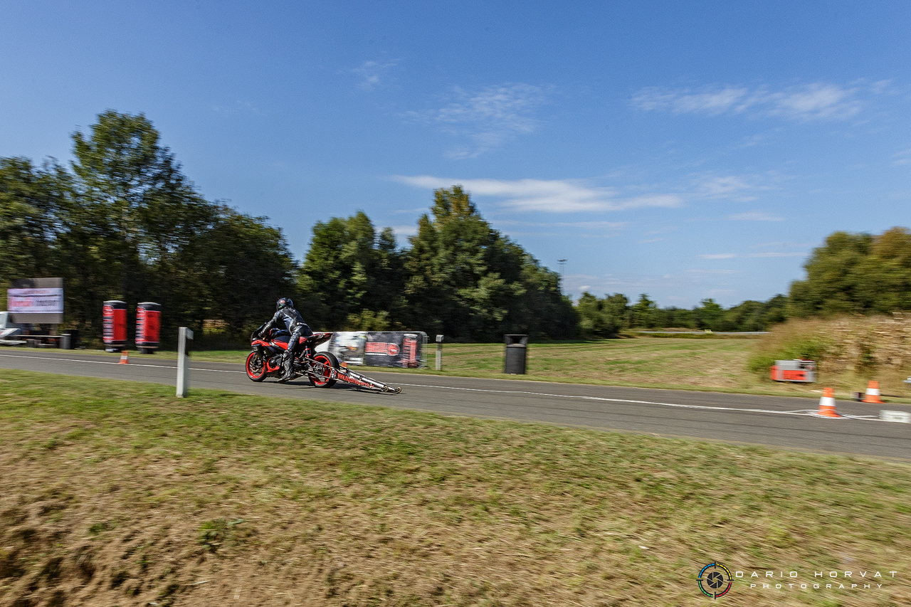 Utrka ubrzanja s motociklima u Goričanu