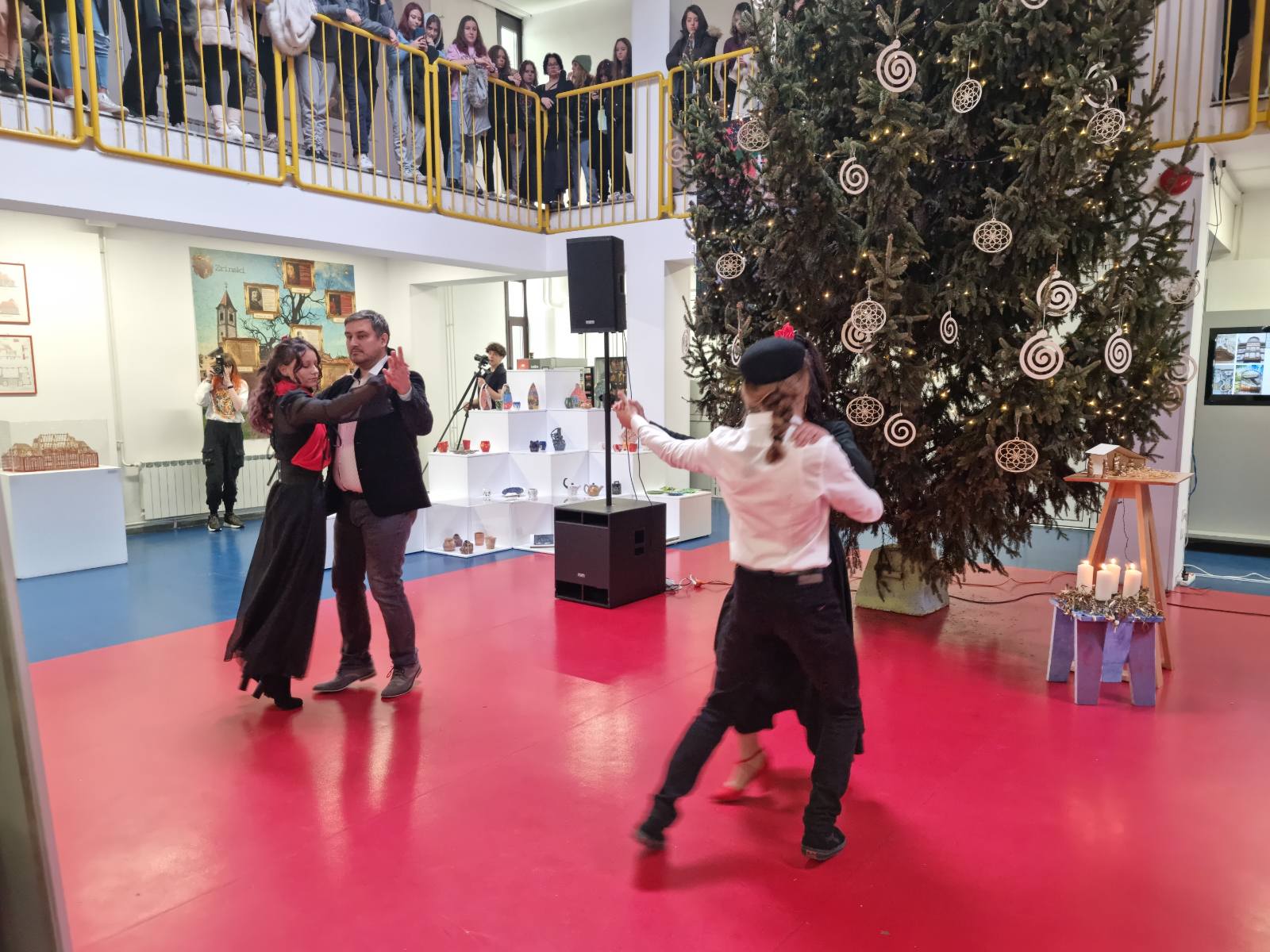 Izložba u Graditeljskoj školi Čakovec – predstavili radove sa secesijskim motivima