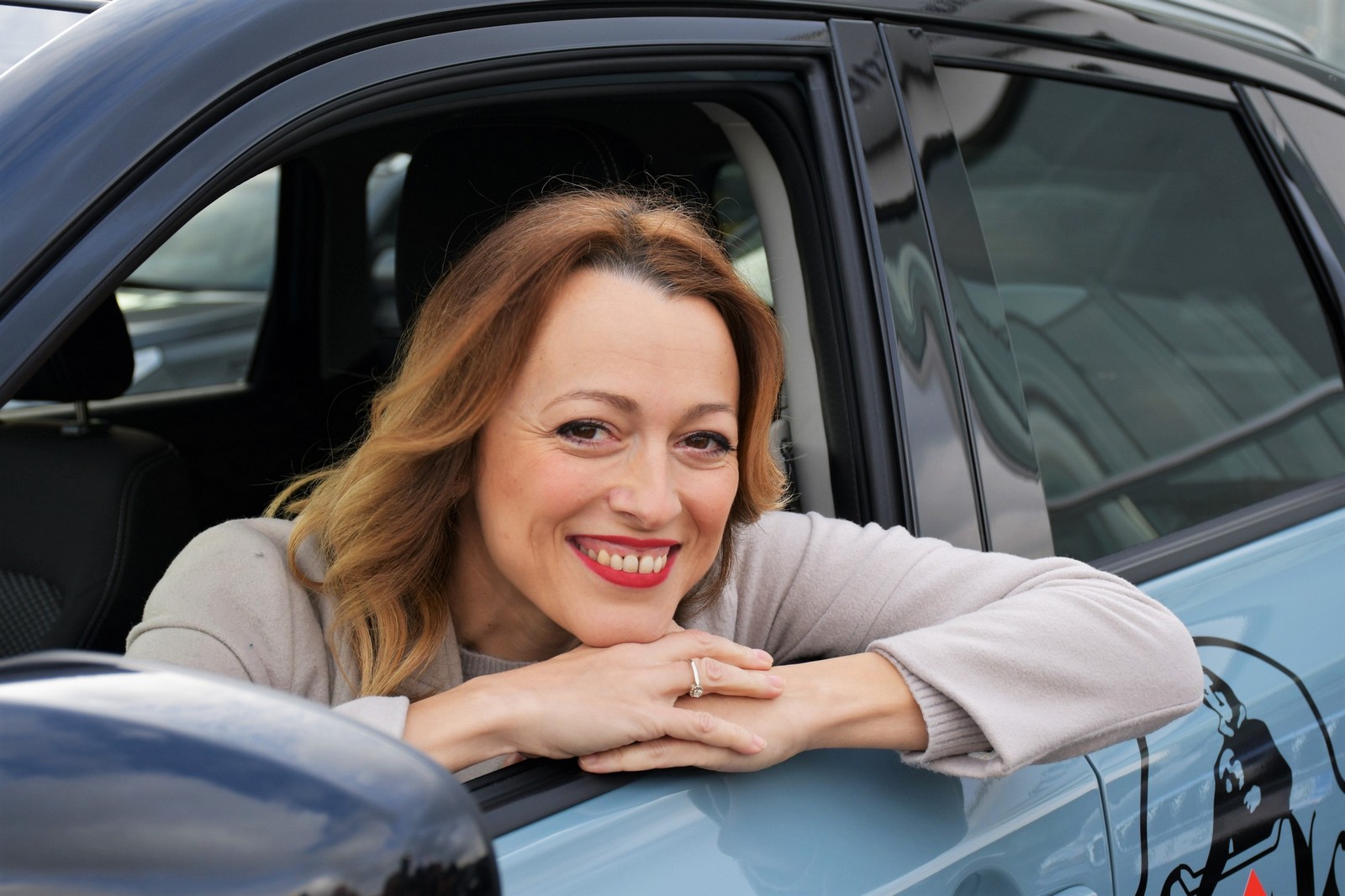 FOTO AC Baumgartner predao Suzuki varaždinskom HNK-u, ključeve preuzela karizmatična Hana Hegedušić FOTO AC Baumgartner predao Suzuki varaždinskom HNK-u, ključeve preuzela karizmatična Hana Hegedušić