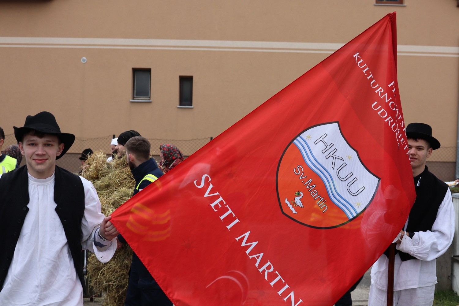 Fašenjska povorka od Marofa preko Žabnika, Vrhovljana do centra Svetog Martina na Muri!