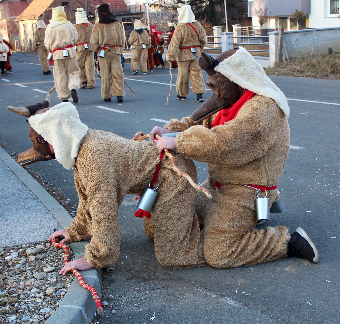 Maškare okupirale Zasadbreg 28. godinu za redom
