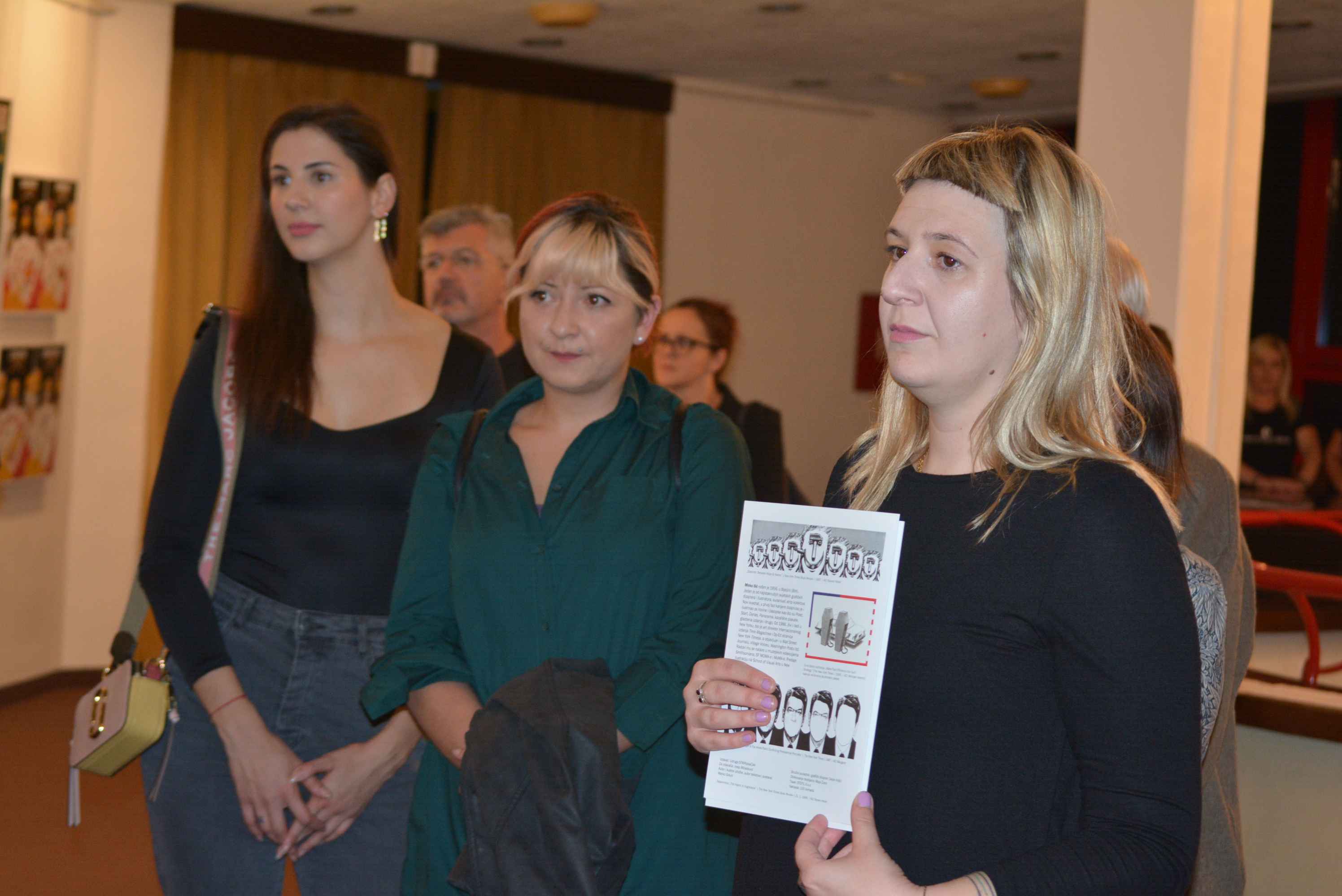 CZK ČAKOVEC Pogledajte kako je bilo na otvorenju očaravajuće izložbe poznatog grafičkog dizajnera Mirka Ilića