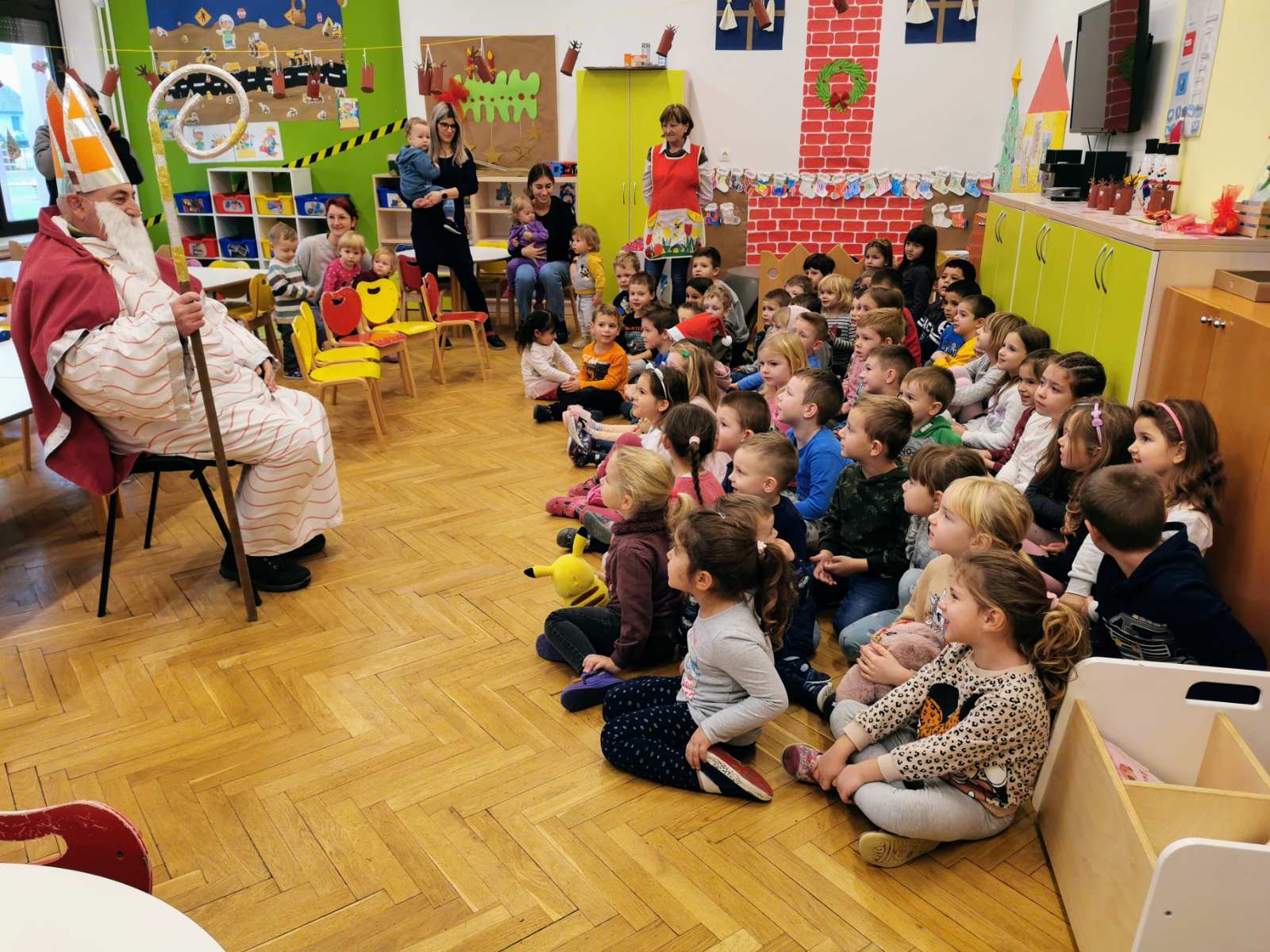 DJEČJI VRTIĆ KOTORIBA Sveti Nikola i ove godine obradovao djecu darovima