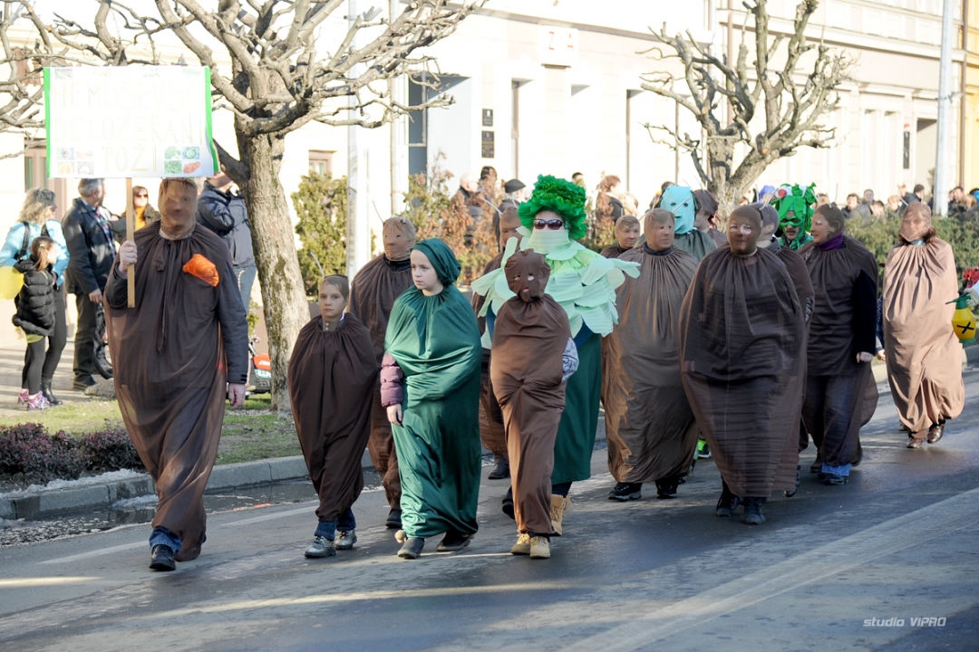 276411244dsc6722670060