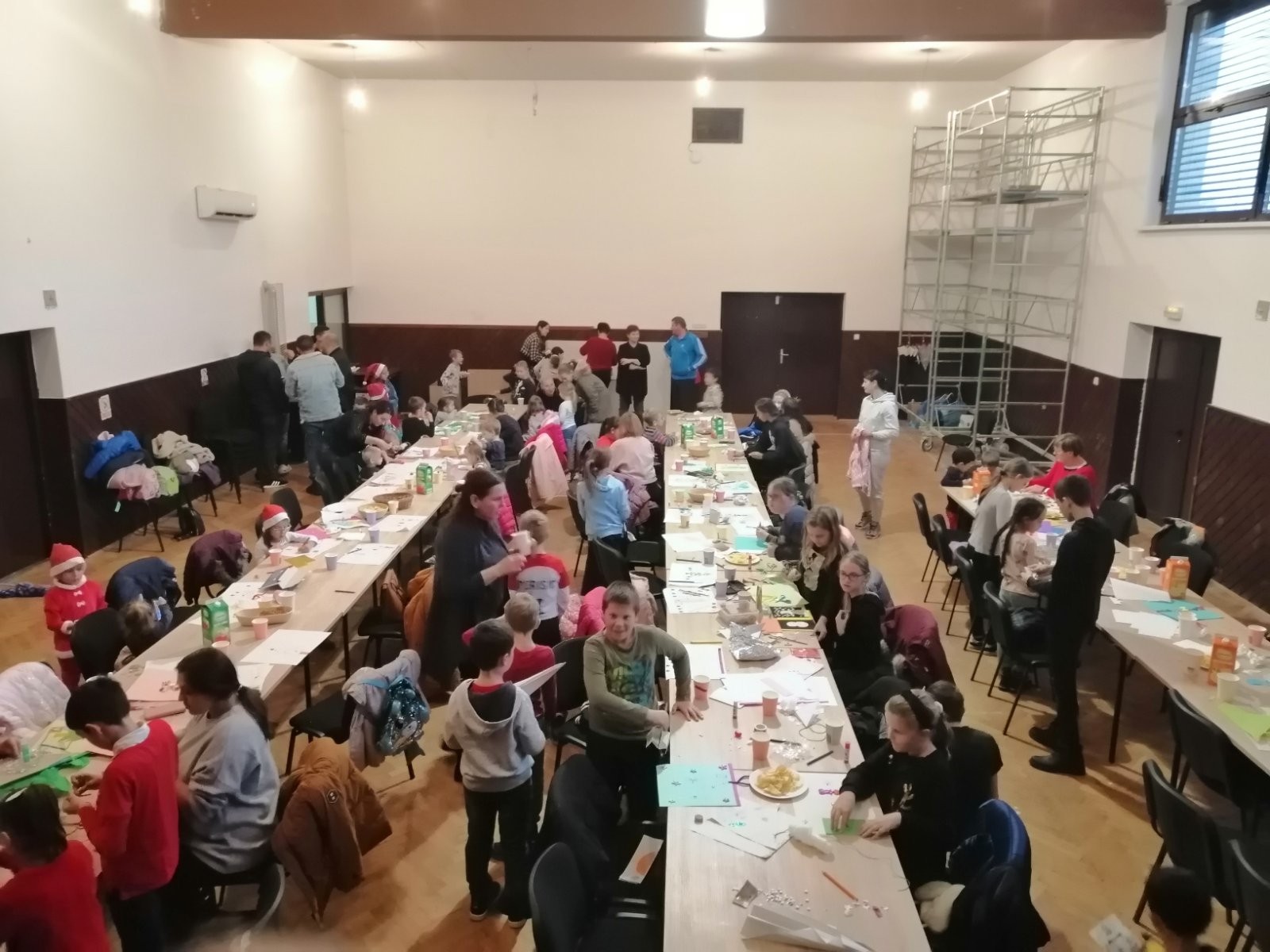 SREDSTVA IDU UDRUZI UDOMITELJA Humanitarna akcija ‘Božićno srce’ se nastavlja