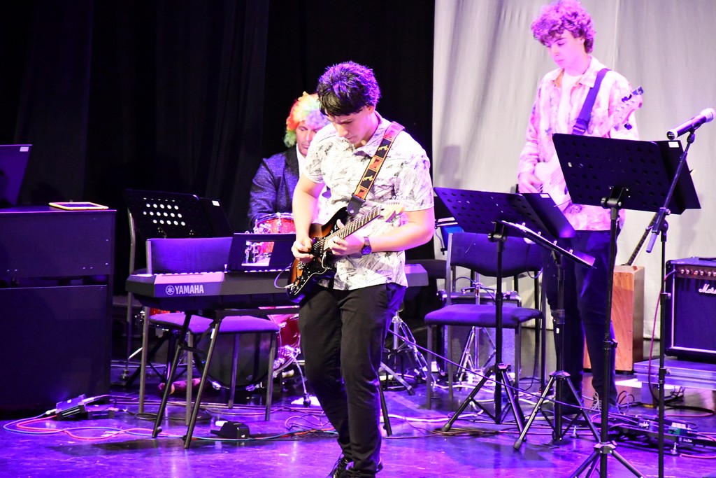 BILO JE SAVRŠENO Čakovečki gimnazijalci priredili pravu glazbenu rapsodiju