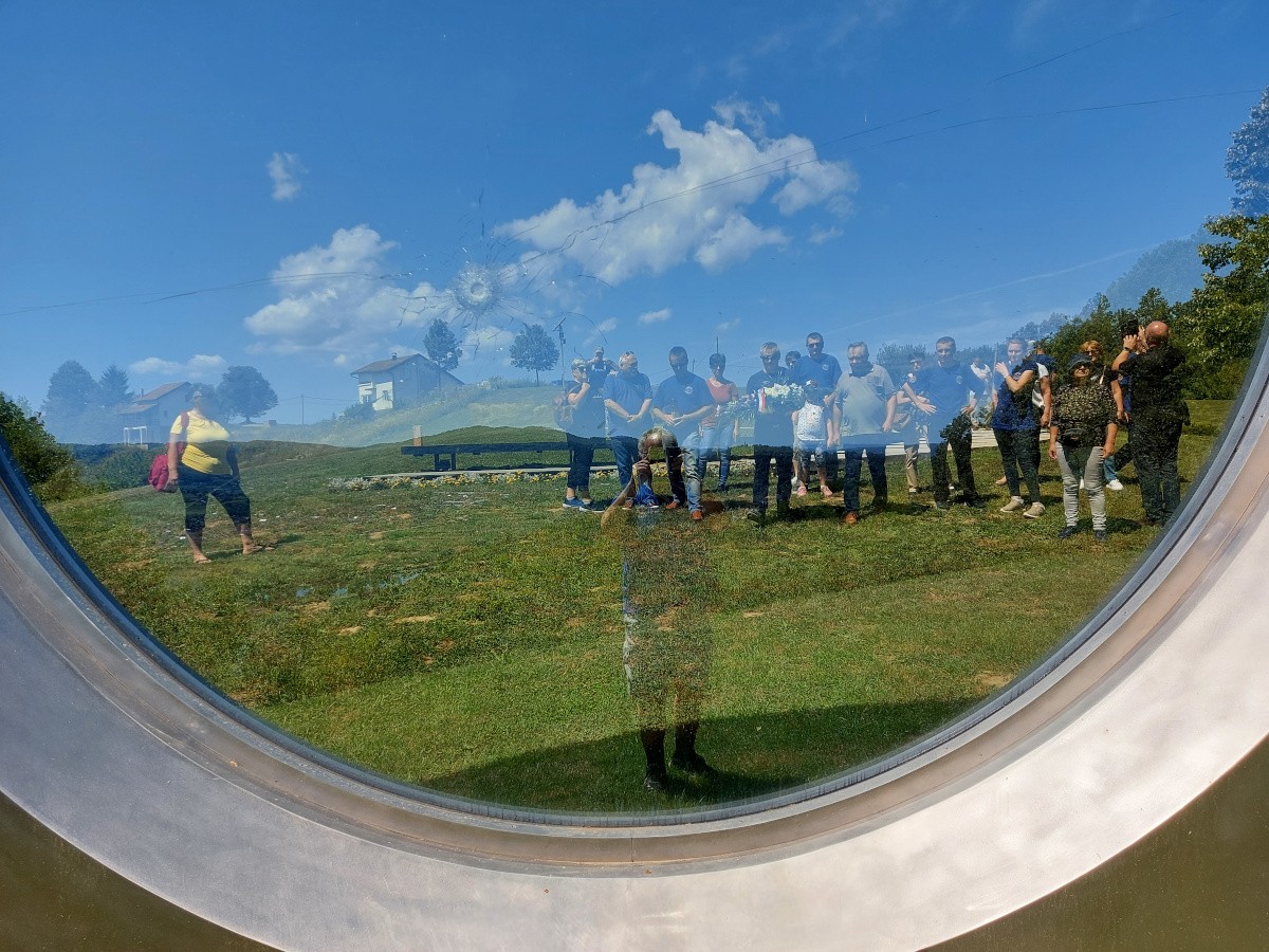 FOTO Društvo ‘Veteran’ povodom Oluje obišlo donje Pounje gdje je ratovalo prije 26 godina