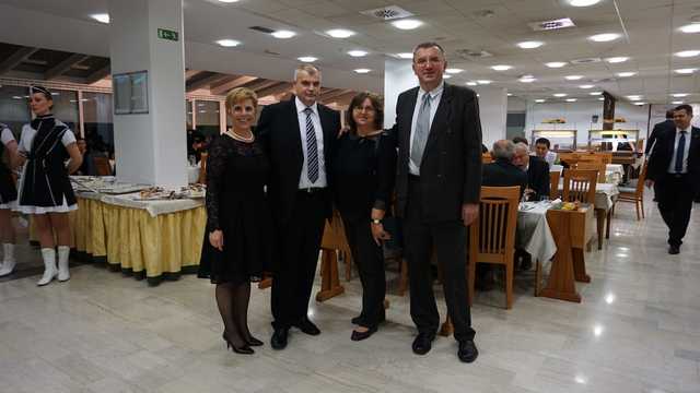 FOTO Župan Matija Posavec na Hrvatskom balu u Lendavi pružio potporu HKD-u Pomurje