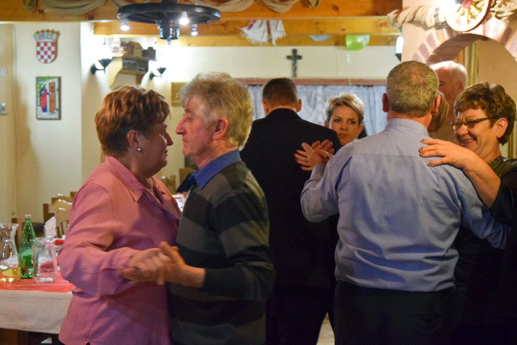 1084773735205399830987490573845