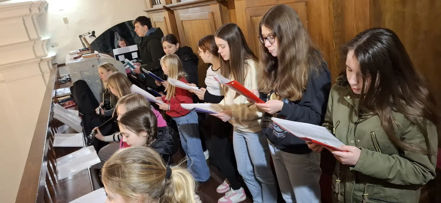 476826112_1047404697425263_7356591001842843588_n